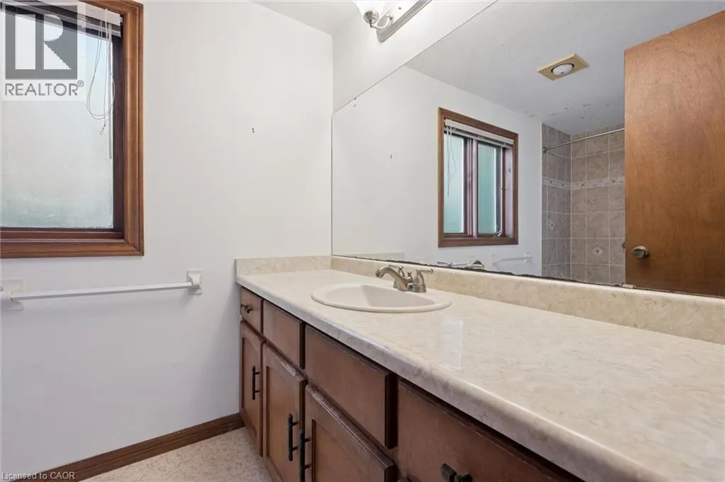 118 RALSTON Place
