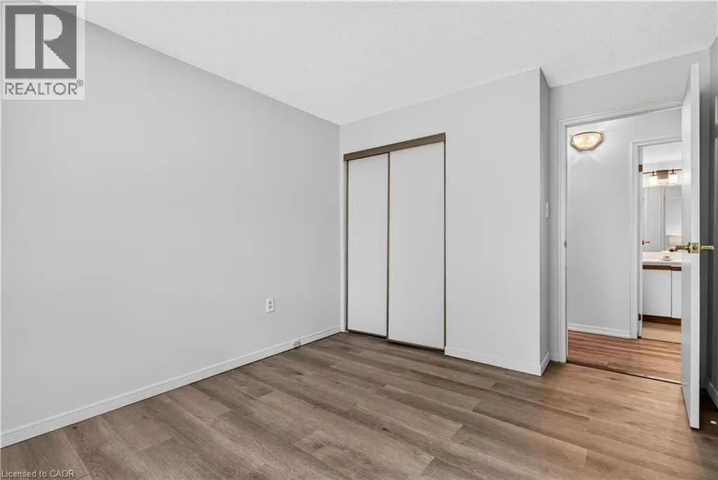 966 QUEENSTON Road Unit# 203 #203