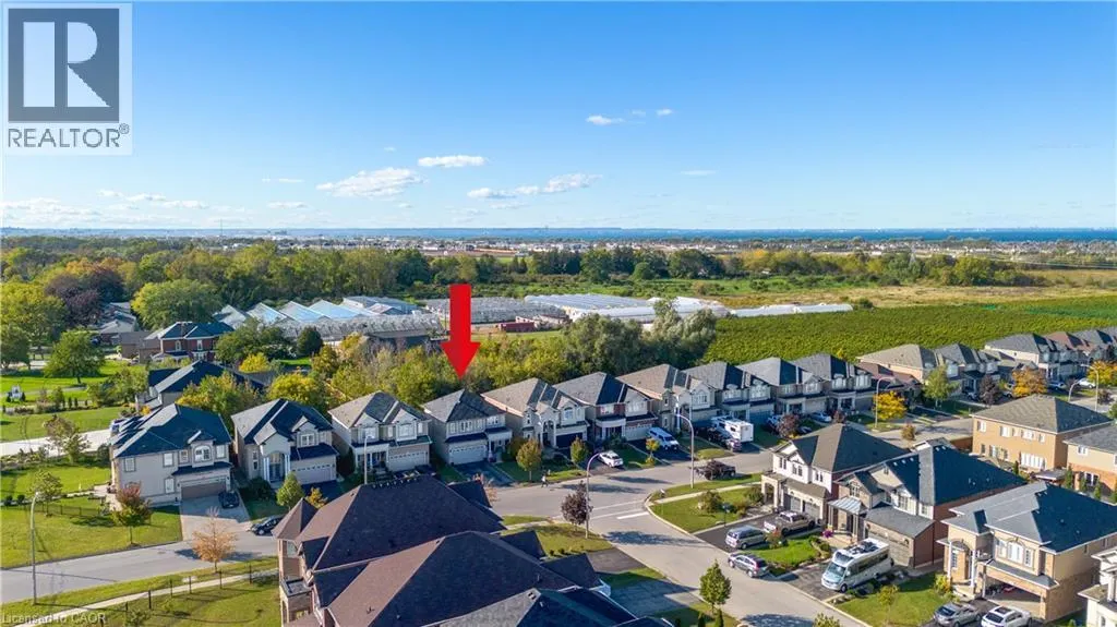 7 LAMPMAN Drive