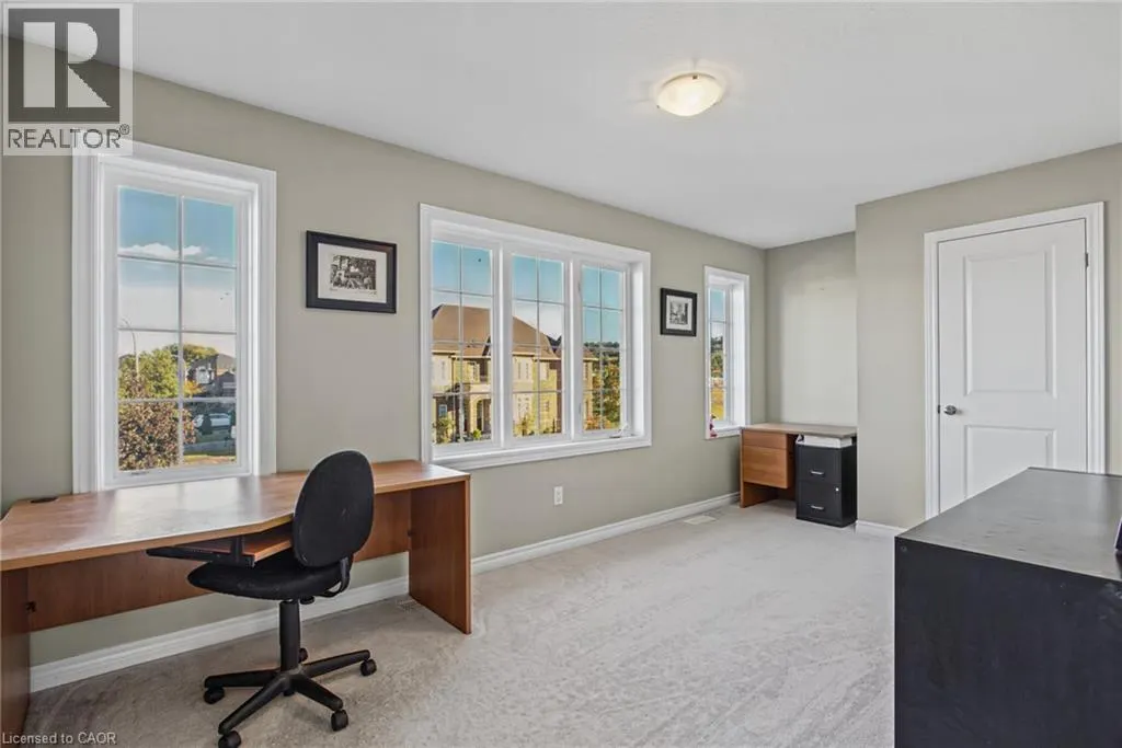 7 LAMPMAN Drive