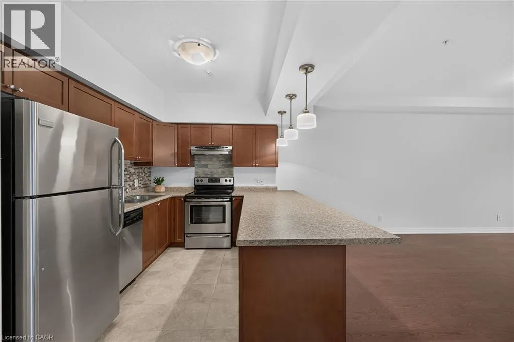170 ROCKHAVEN Lane Unit# 207 #207