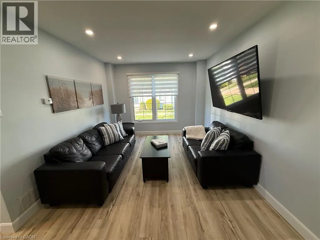 14 NEW LAKESHORE Road Unit# 17 #17