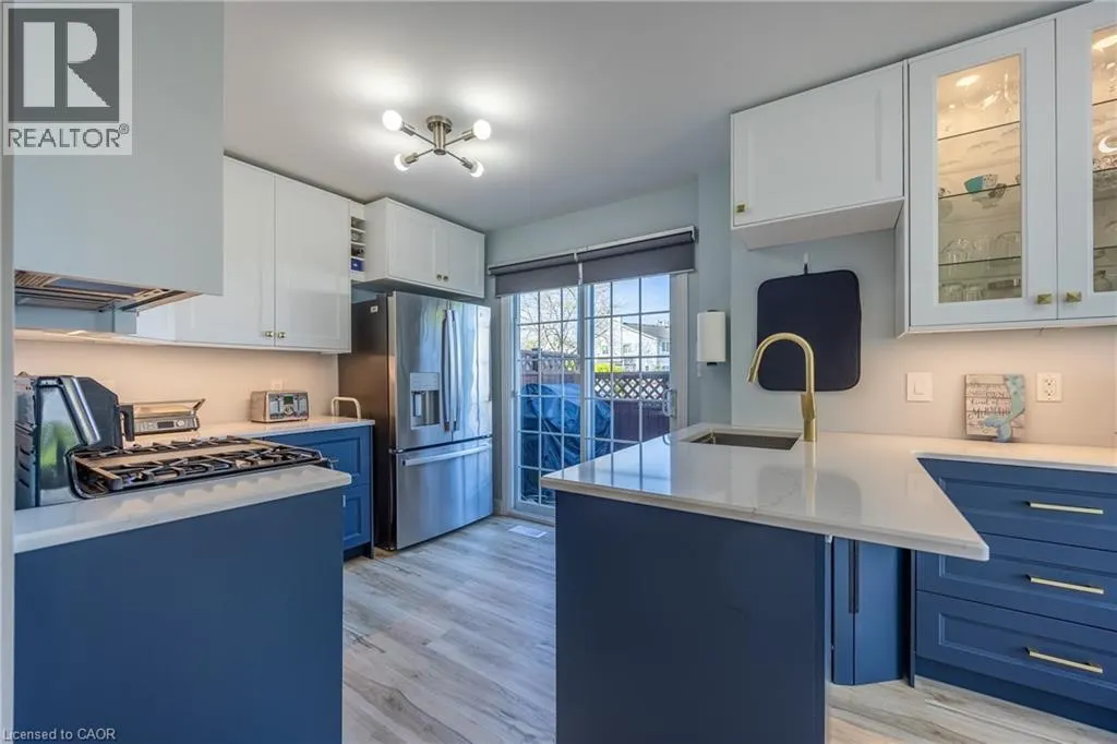 14 NEW LAKESHORE Road Unit# 17 #17
