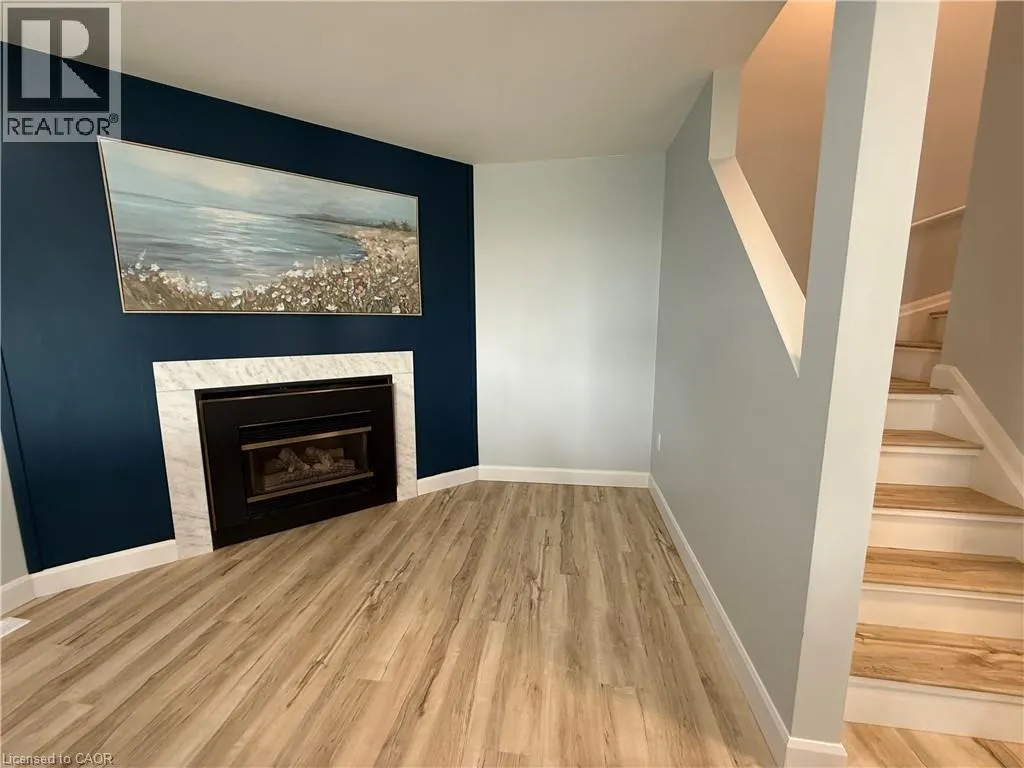 14 NEW LAKESHORE Road Unit# 17 #17