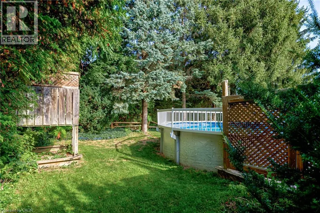8 BONNYLYN Drive