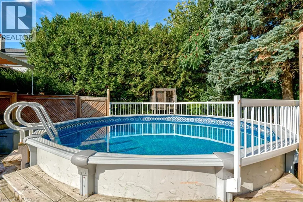 8 BONNYLYN Drive