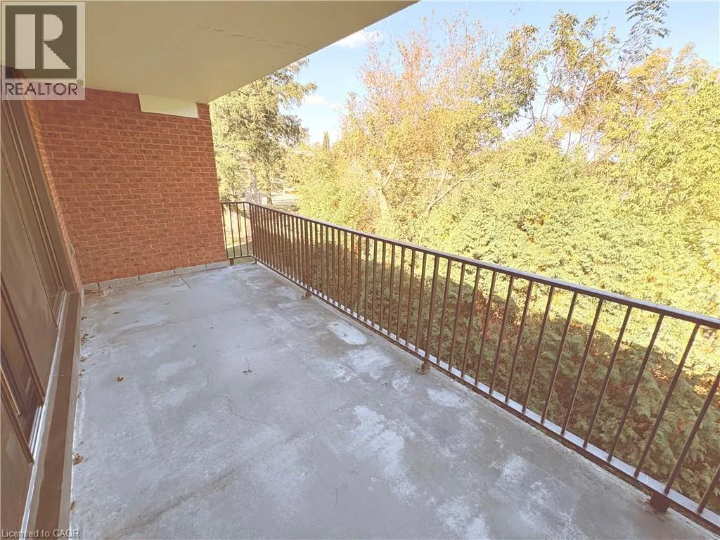 150 WILSON Street W Unit# 304 #304