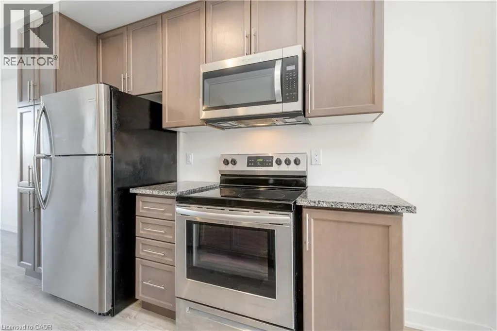 590 NORTH SERVICE Road Unit# 12 #12