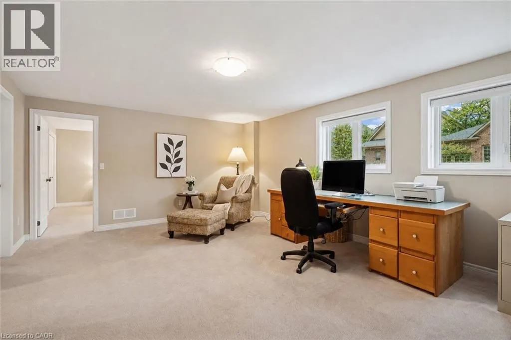 10 CHESTNUT Drive