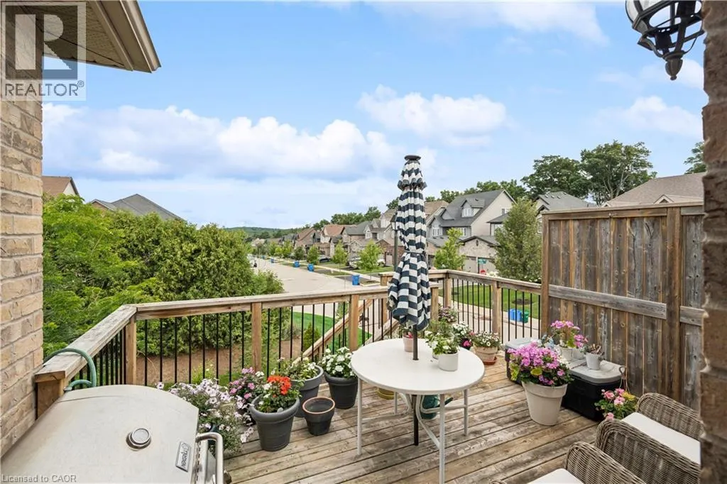 10 CHESTNUT Drive
