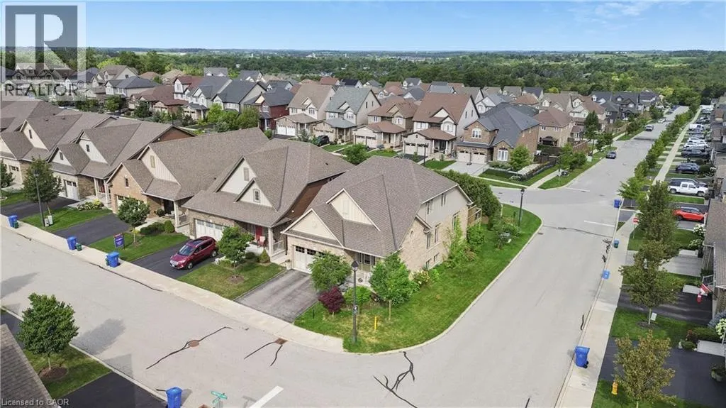10 CHESTNUT Drive