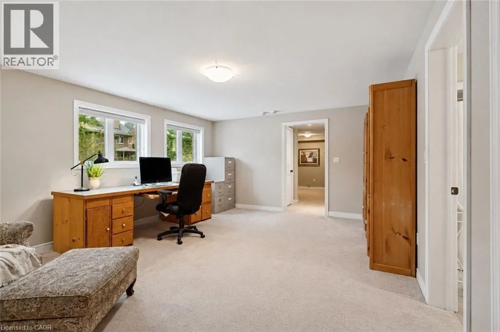 10 CHESTNUT Drive