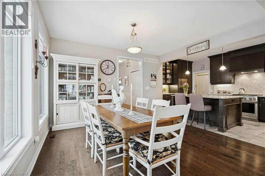 10 CHESTNUT Drive