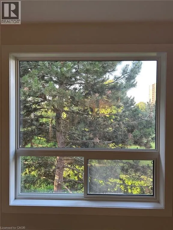 3085 KINGSWAY Drive Unit# 21 #21