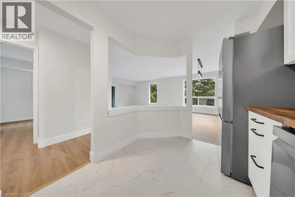 3085 KINGSWAY Drive Unit# 21 #21
