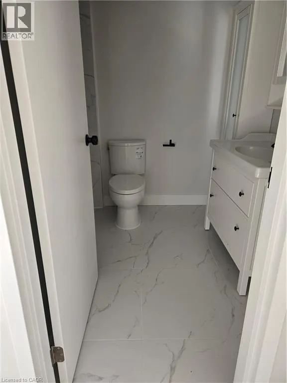 3085 KINGSWAY Drive Unit# 21 #21