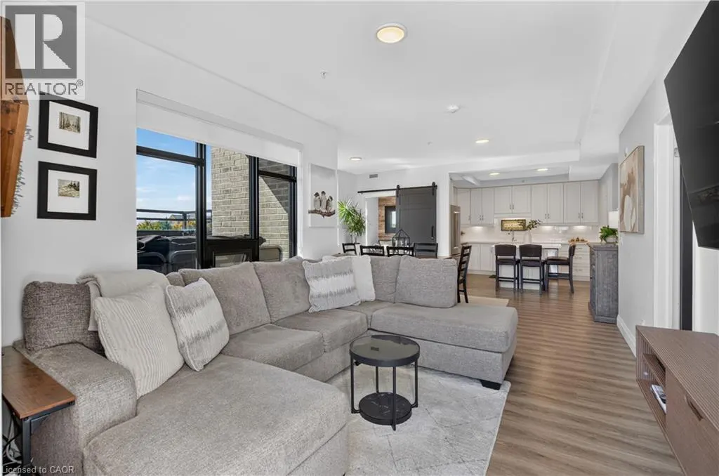 30 HAMILTON Street S Unit# 304 #304