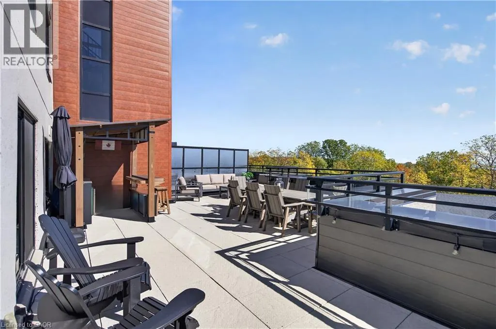 30 HAMILTON Street S Unit# 304 #304
