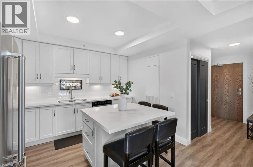 30 HAMILTON Street S Unit# 304 #304