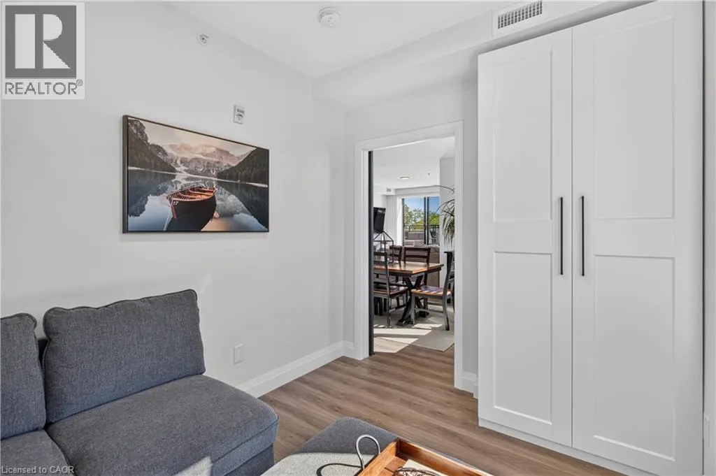 30 HAMILTON Street S Unit# 304 #304