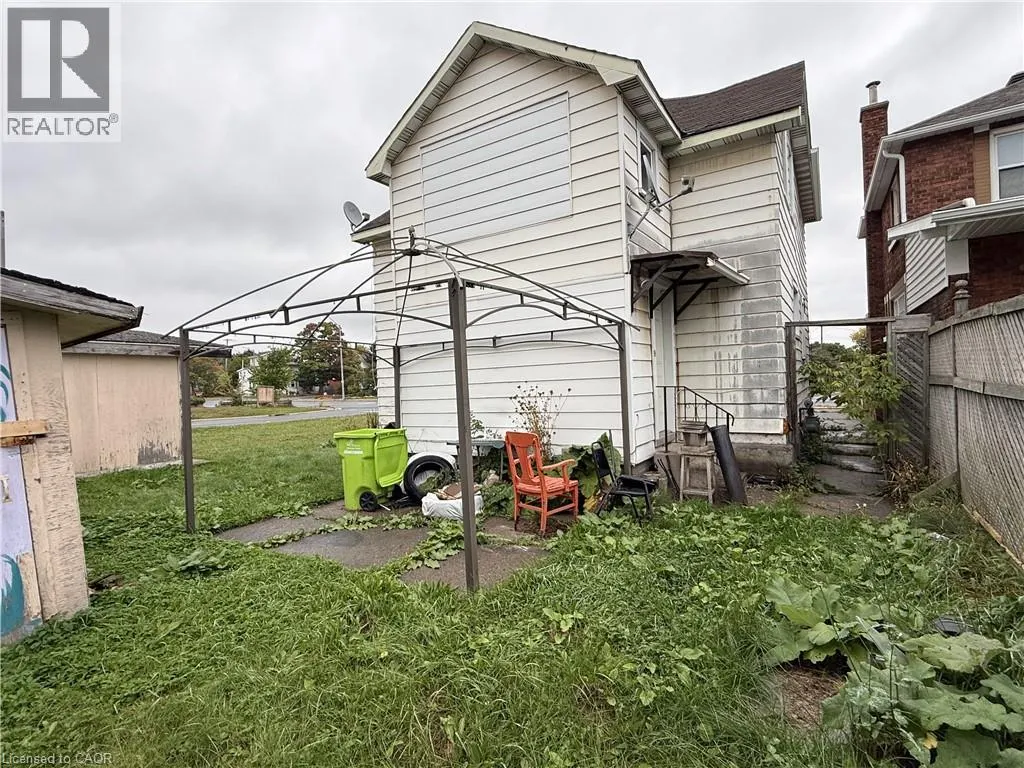 169 HURON Street