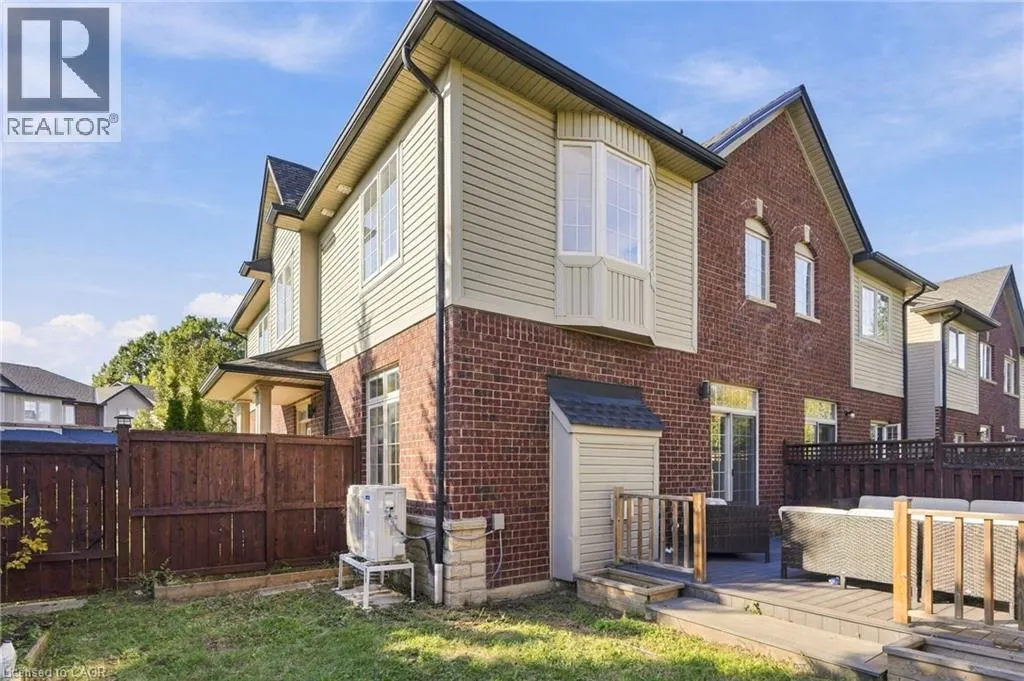 400 STONEHENGE Drive Unit# 8 #8