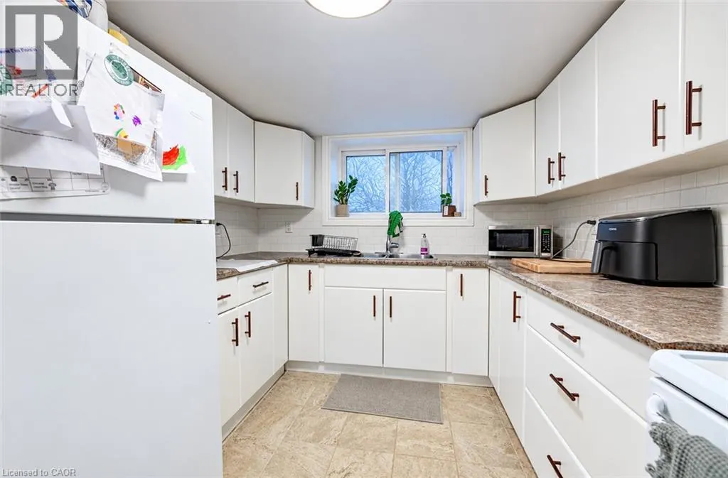 38 W HIGHLAND Road W Unit# Basement #Basement