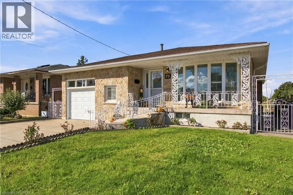 79 OAKLAND Drive