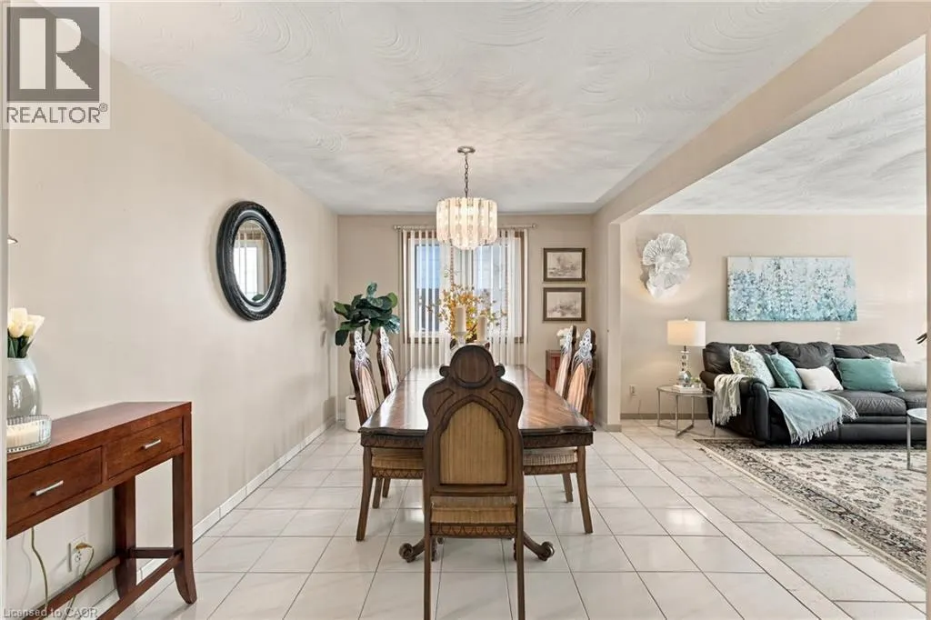 79 OAKLAND Drive