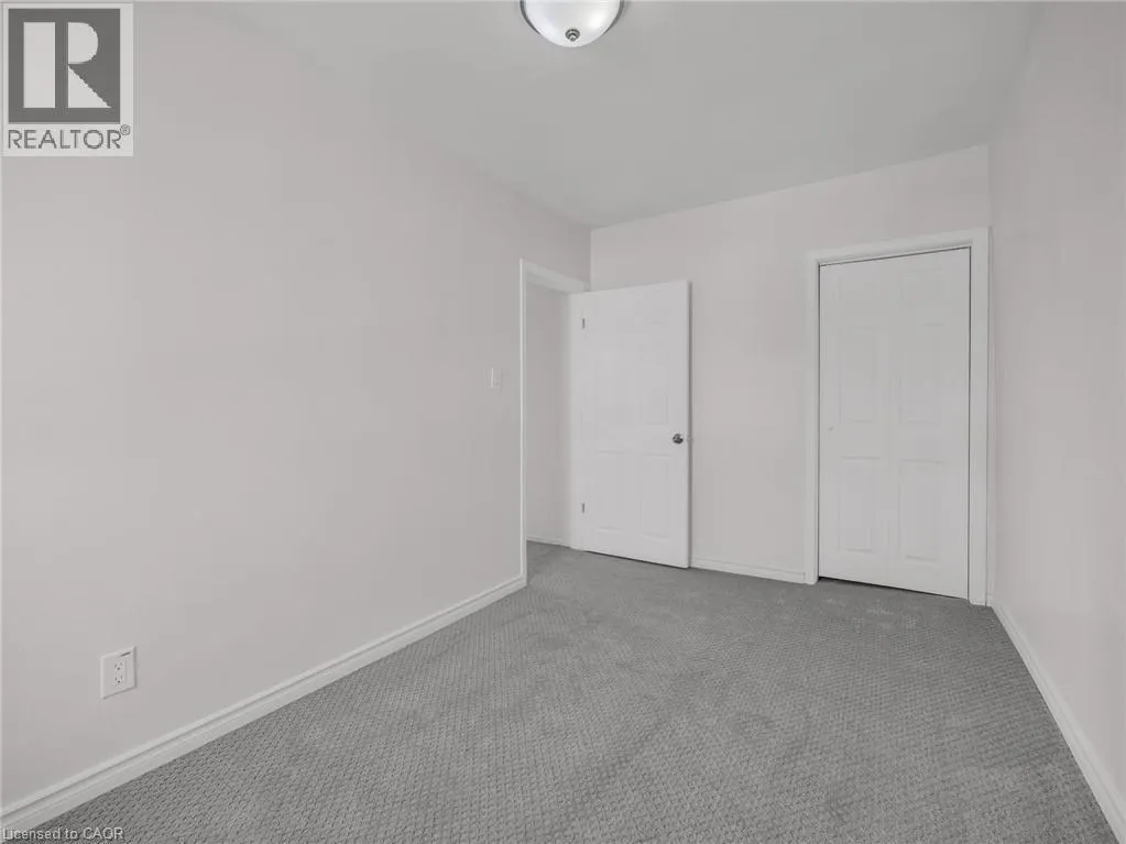 7 MAITLAND Street Unit# UPPER #UPPER