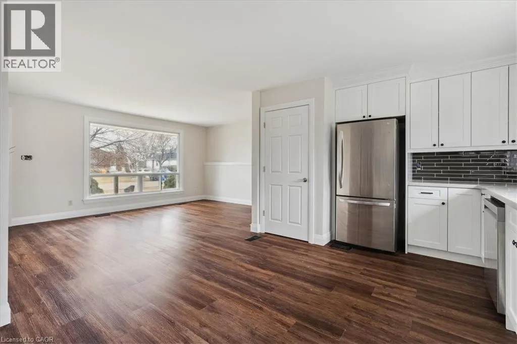 79 CANTERBURY Avenue Unit# Upper #Upper