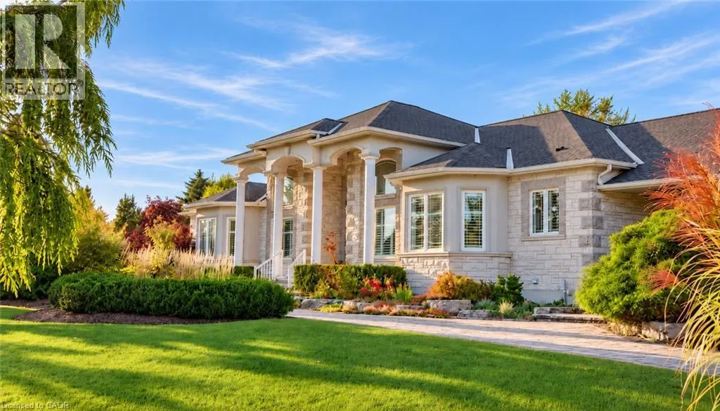 1194 HUNT CLUB Road