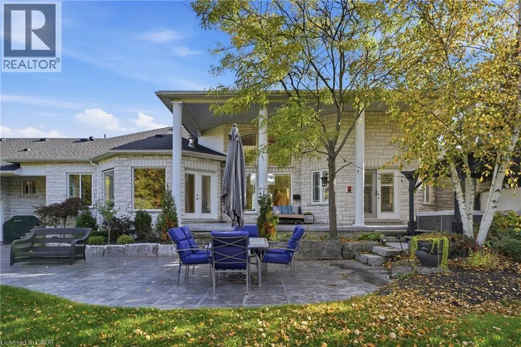 1194 HUNT CLUB Road