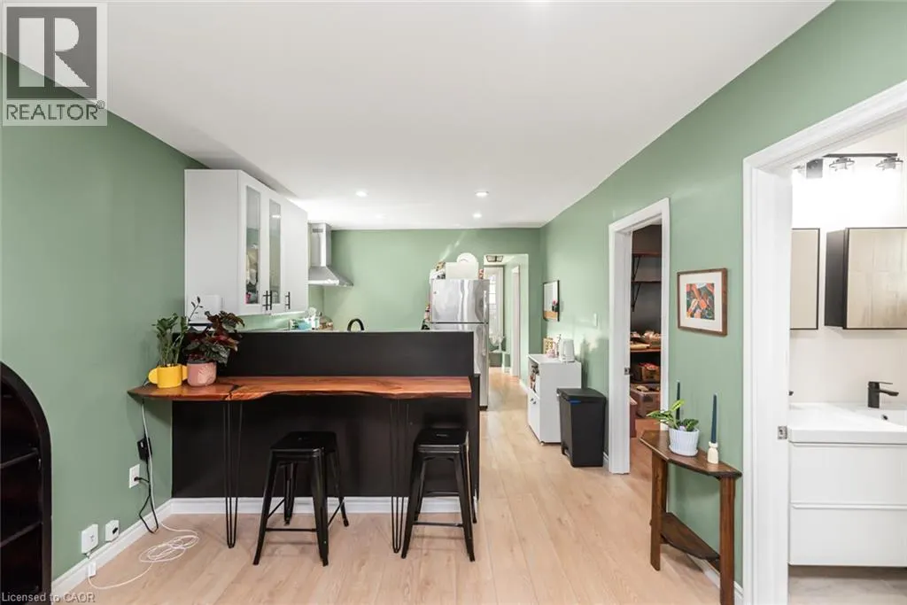 29 WEXFORD Avenue N