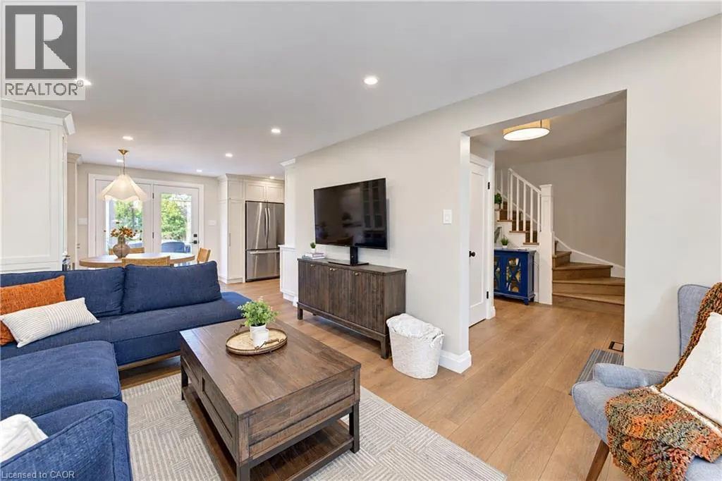 532 WESTVALE Drive