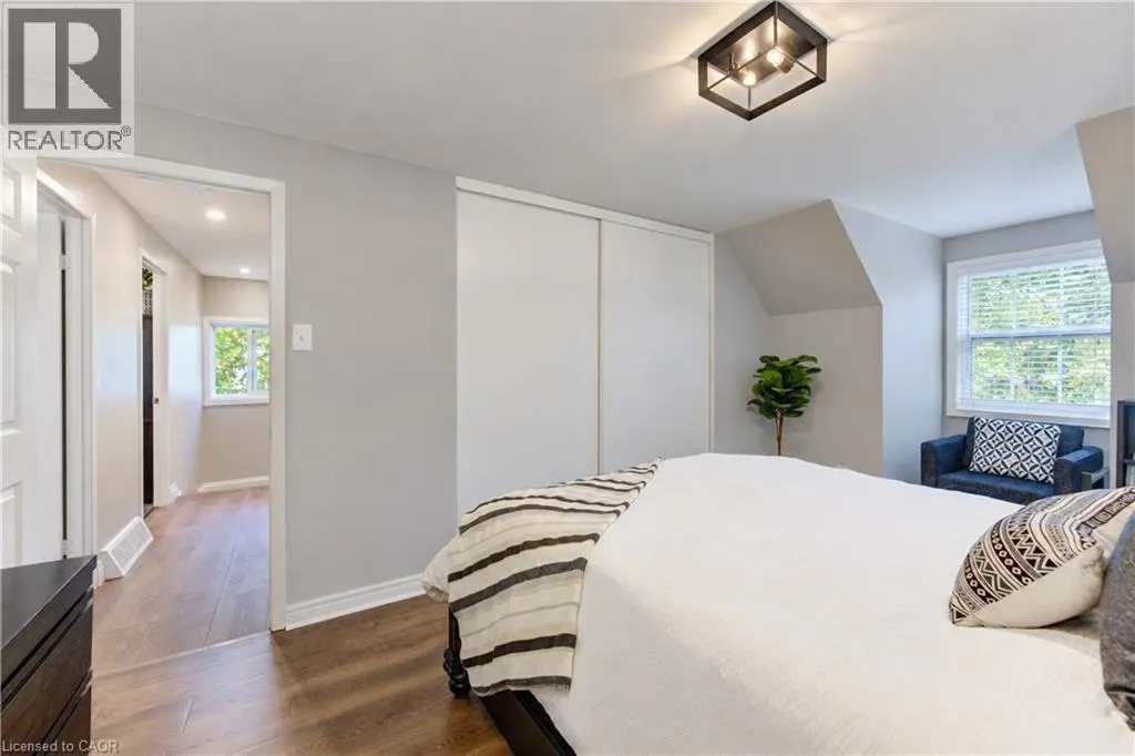 532 WESTVALE Drive