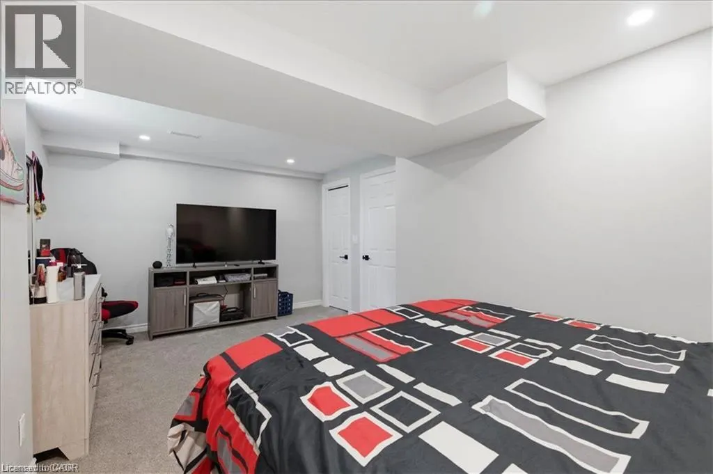 84 WESTMEADOW Drive Unit# 1 #1