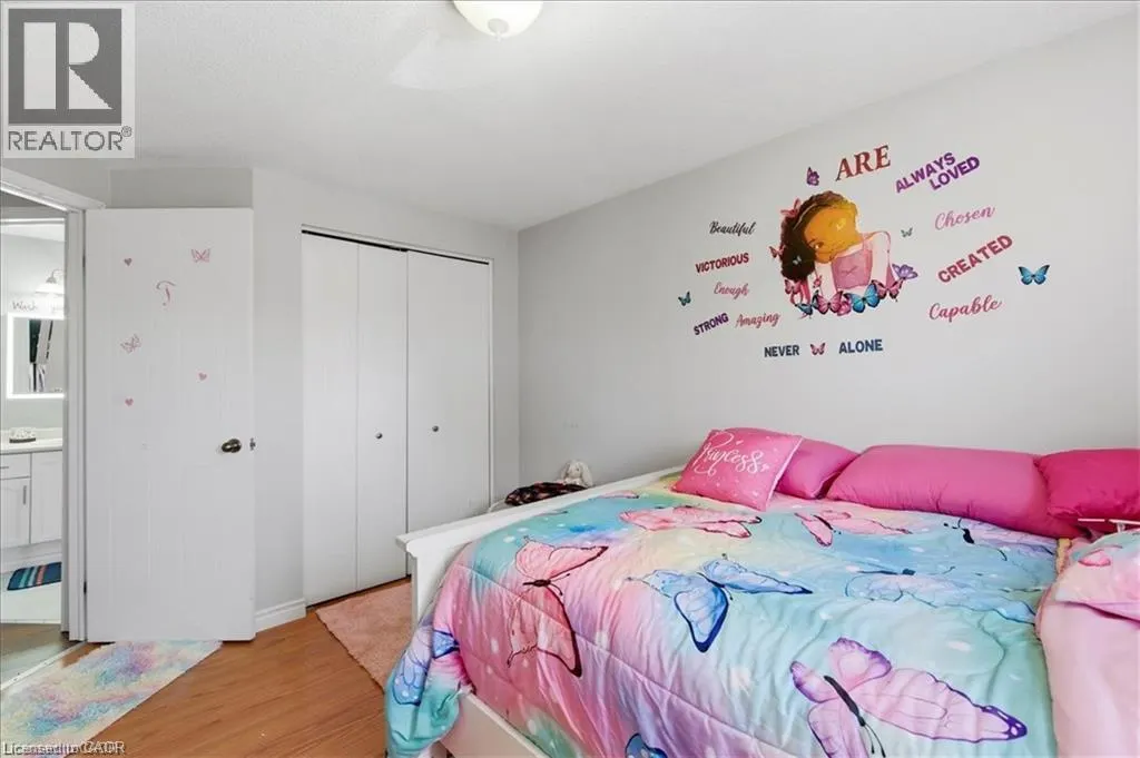 84 WESTMEADOW Drive Unit# 1 #1