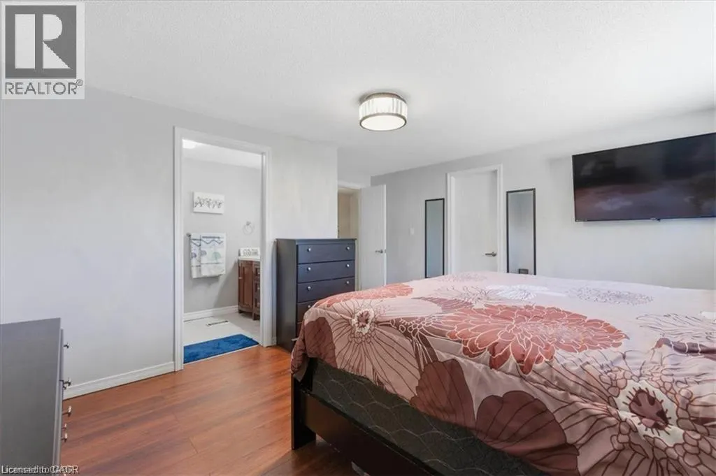 84 WESTMEADOW Drive Unit# 1 #1