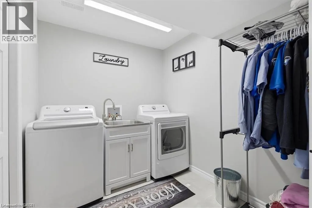84 WESTMEADOW Drive Unit# 1 #1