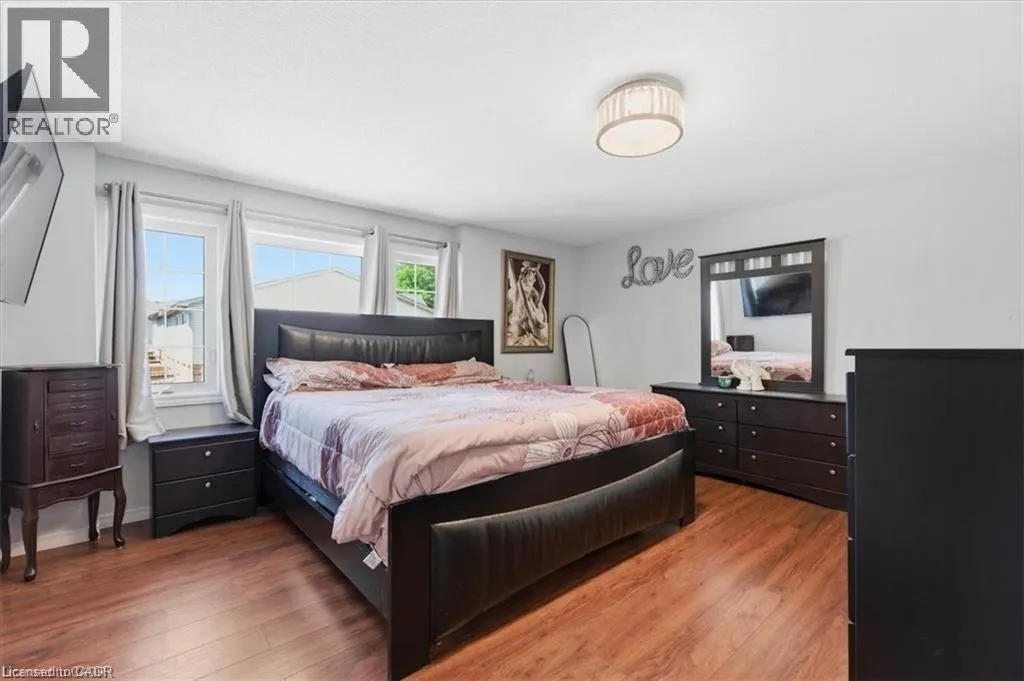 84 WESTMEADOW Drive Unit# 1 #1