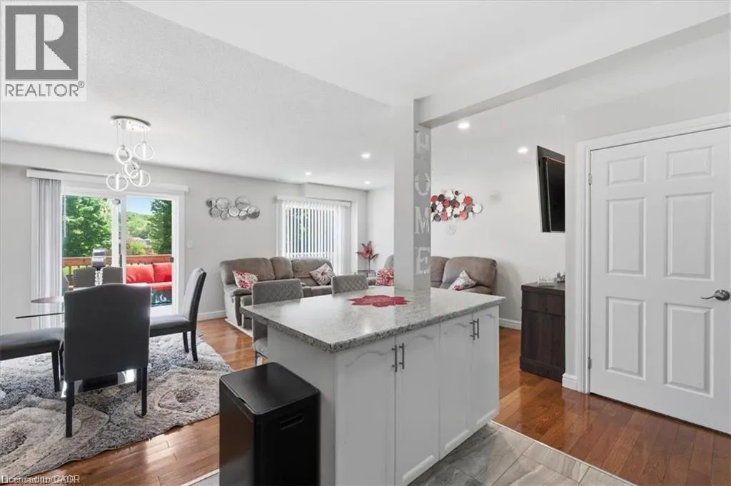 84 WESTMEADOW Drive Unit# 1 #1