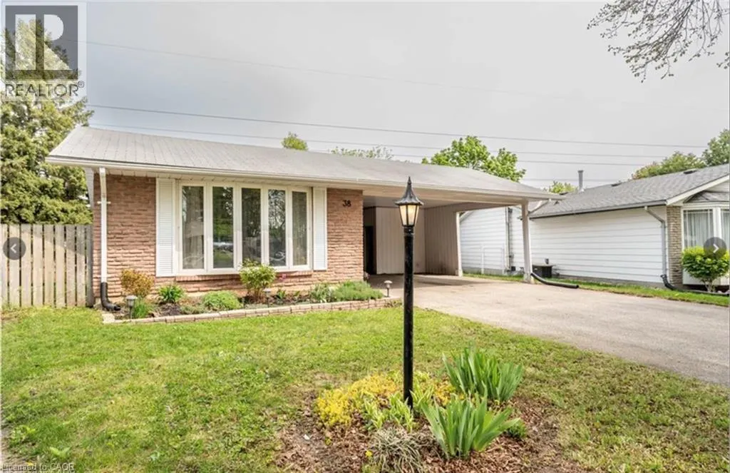 38 JAY Court Unit# UPPER #UPPER