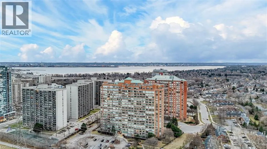 1276 MAPLE CROSSING Boulevard Unit# 903 #903