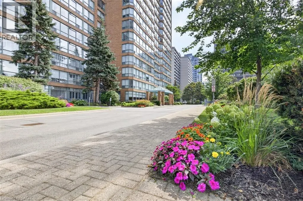 1276 MAPLE CROSSING Boulevard Unit# 903 #903