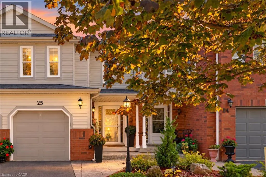 25 WALKER Court