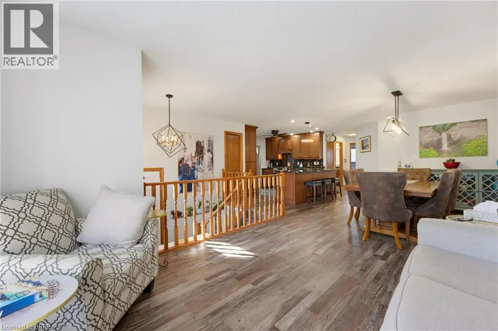 10 NOBLE Court