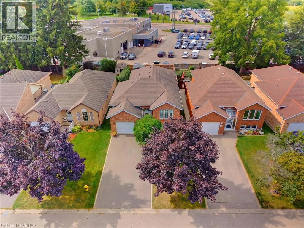 10 NOBLE Court