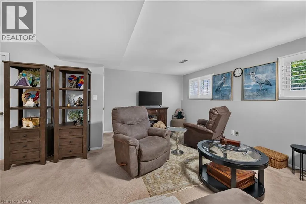 89 STONEY BROOK Crescent