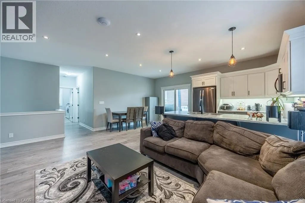 24 CRADDOCK Boulevard Unit# 17 #17